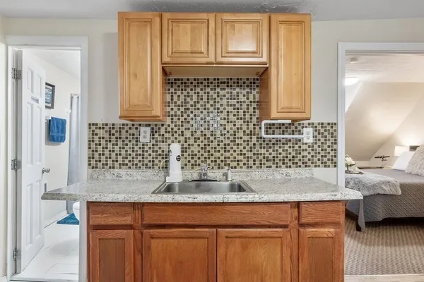 a view of utility room with washer and dryer