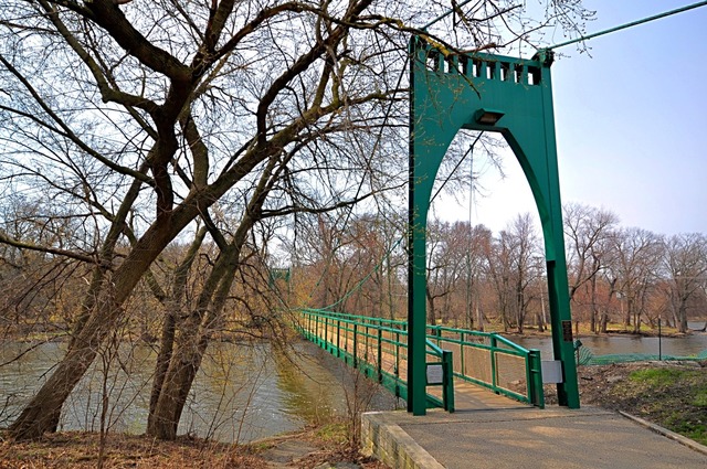 405 Blackhawk Road Riverside, IL 60546 - Photo 19 of 24 a view of a pathway with a wrought fence