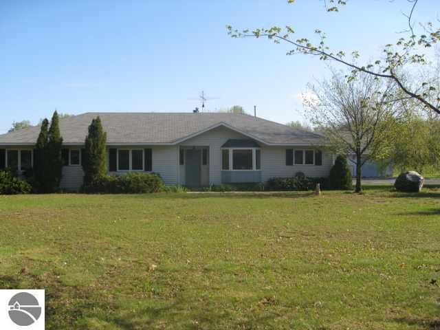 7511 East Lincoln Road Cedar, MI 49621 - Photo 1 of 15 1729856.JPG