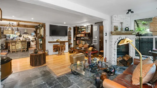 $999,000 | 7456 Sir Francis Drake Boulevard, Lagunitas, CA 94938