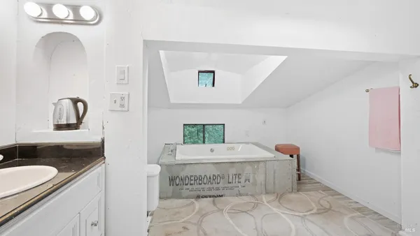 $999,000 | 7456 Sir Francis Drake Boulevard, Lagunitas, CA 94938