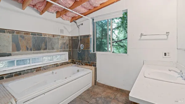 $999,000 | 7456 Sir Francis Drake Boulevard, Lagunitas, CA 94938