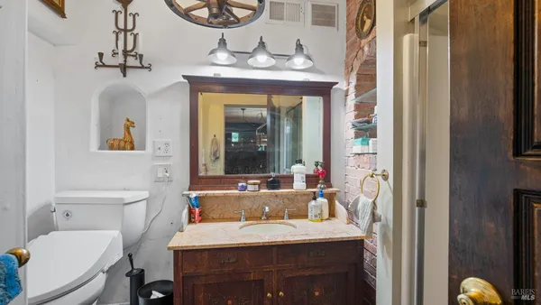 $999,000 | 7456 Sir Francis Drake Boulevard, Lagunitas, CA 94938