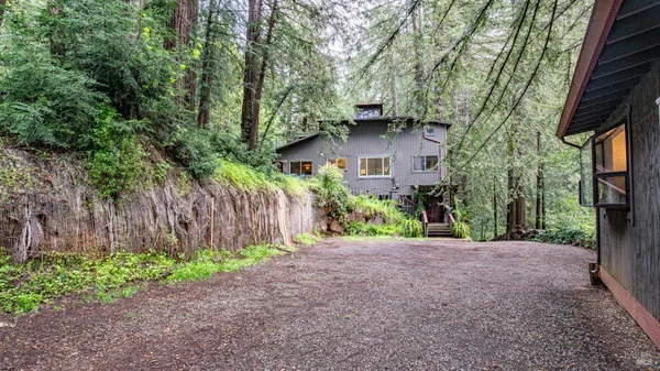 $999,000 | 7456 Sir Francis Drake Boulevard, Lagunitas, CA 94938