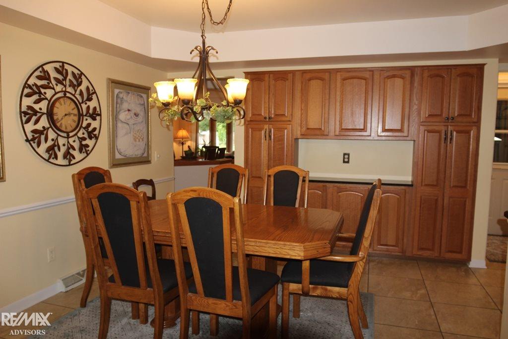 31274 Hayes Road Fraser, MI 48026 - Photo 14 of 23 50024725-13.JPG