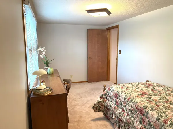 $239,900 | 944 South Hampton Street, Fairmont, MN 56031