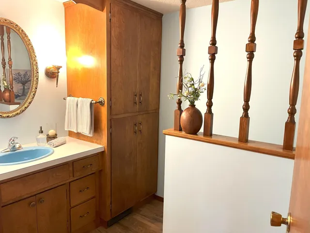 $267,000 | 944 South Hampton Street, Fairmont, MN 56031