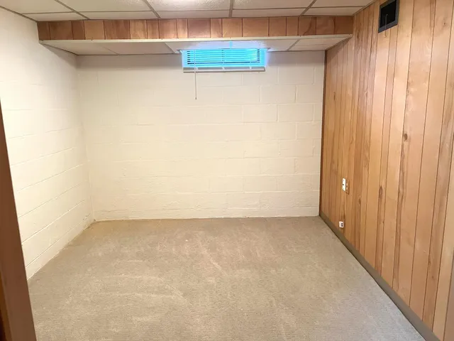 $267,000 | 944 South Hampton Street, Fairmont, MN 56031