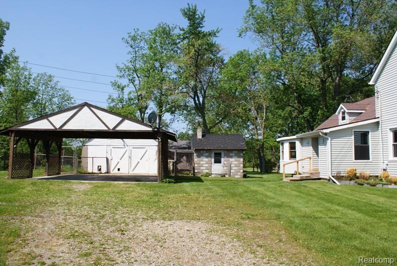 4044 South Hadley Road Metamora, MI 48455 - Photo 3 of 25 DSC05360.jpg