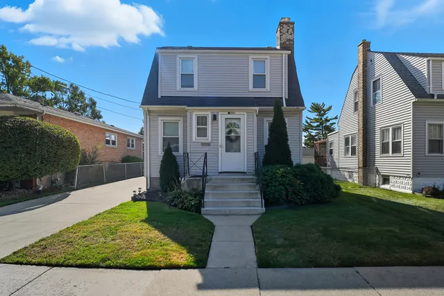 $260,000 | 3043 96th Place, Evergreen Park, IL 60805