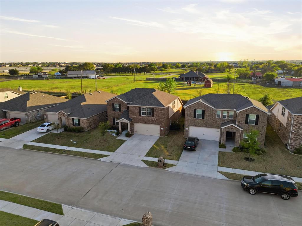 745 Brockwell Bend Forney, TX 75126 - Photo 35 of 36