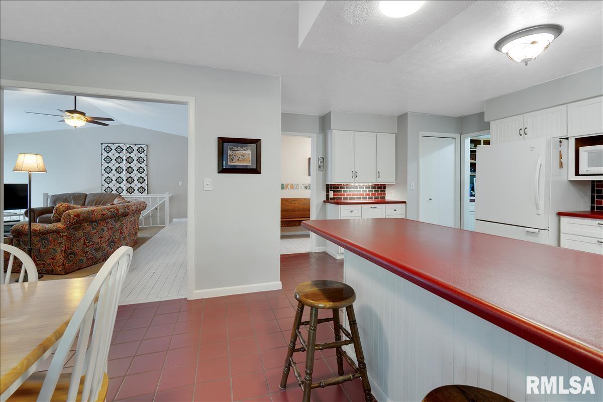 10 Katie Lane Rochester, IL 62563 - Photo 13 of 42 Gallery Image 13