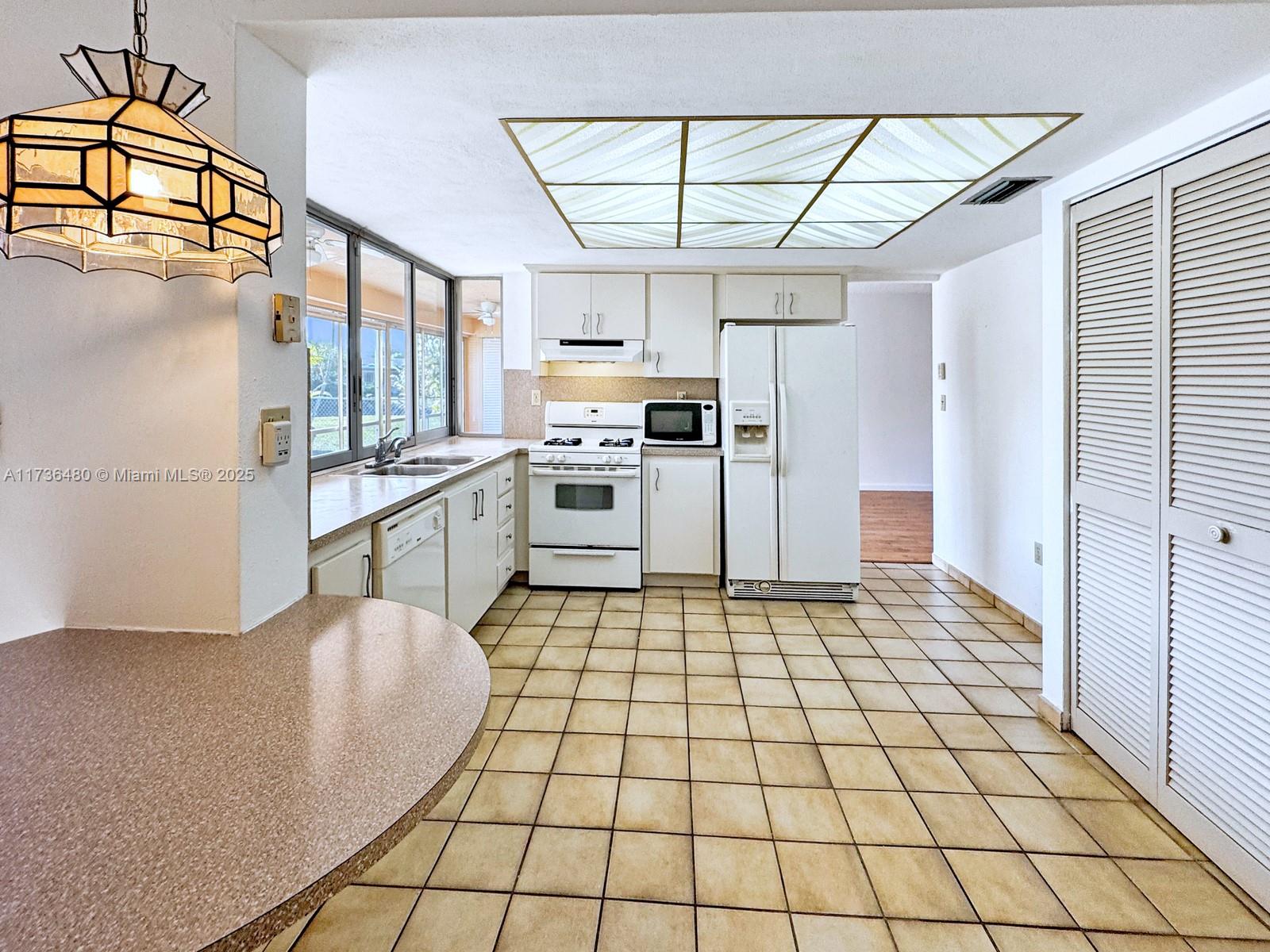 3124 Canal Road Miramar, FL 33025 - Photo 16 of 57 Gallery Image 16