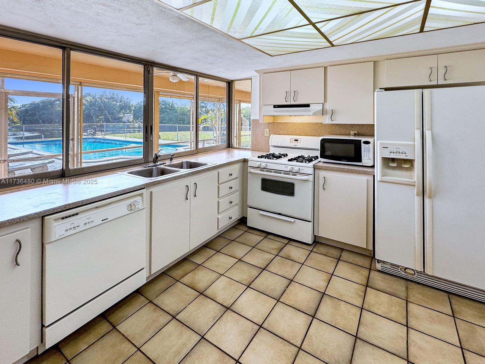 3124 Canal Road Miramar, FL 33025 - Photo 18 of 57 Gallery Image 18