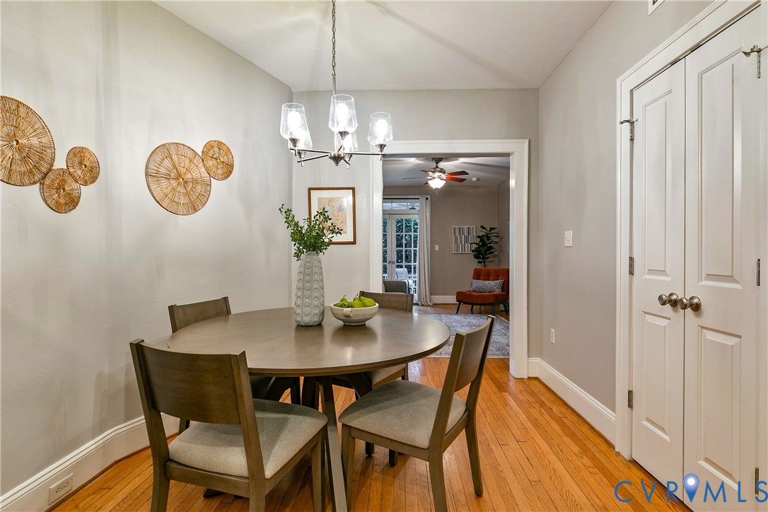 601 Roseneath Road, Unit U1 Richmond, VA 23221 - Photo 20 of 36 Hardwood flooring throughout, with a contemporary