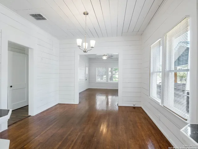 $219,000 | 1807 West Summit, San Antonio, TX 78201