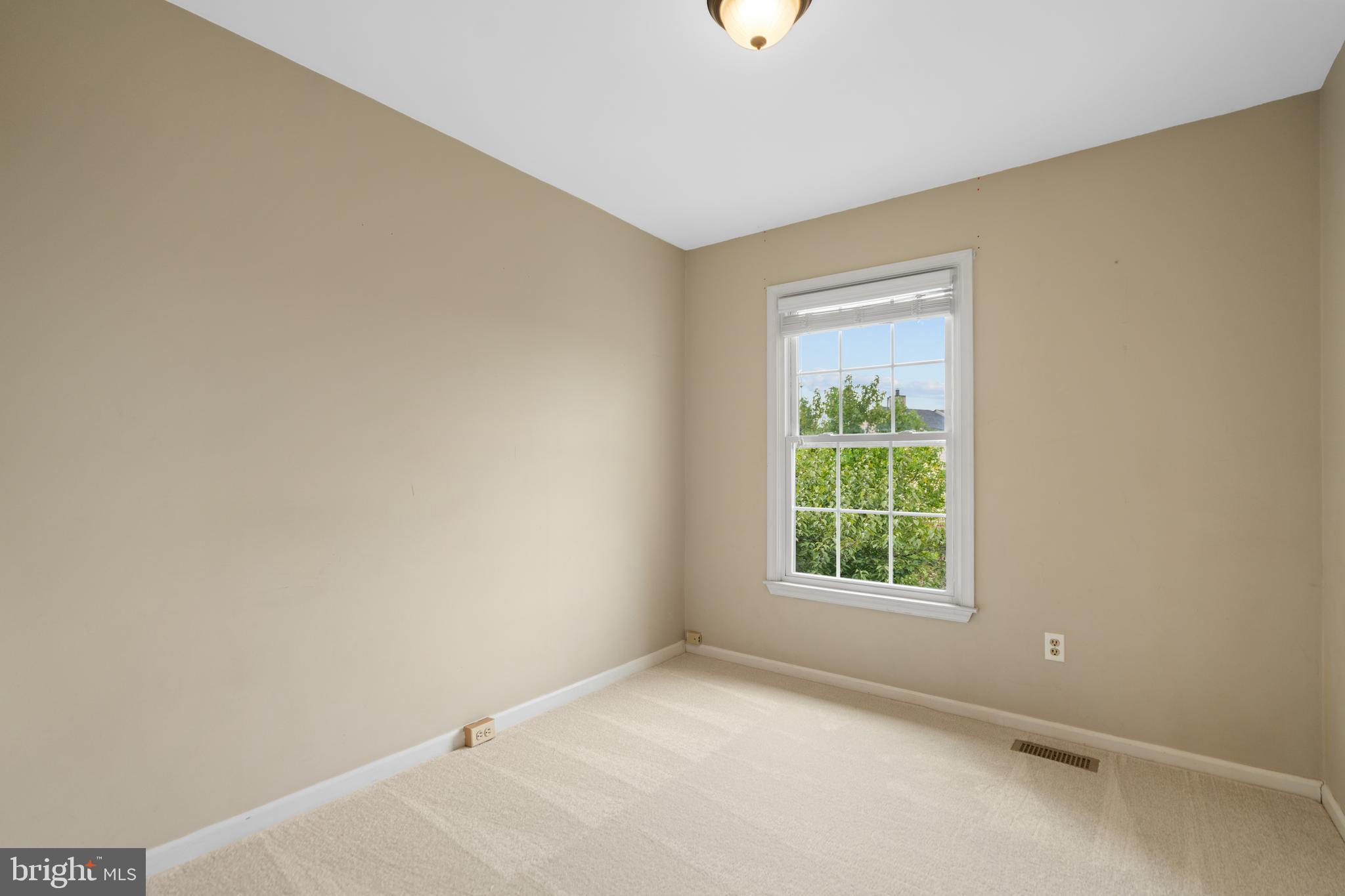 46828 Rabbitrun Terrace Sterling, VA 20164 - Photo 18 of 36 Gallery Image 18