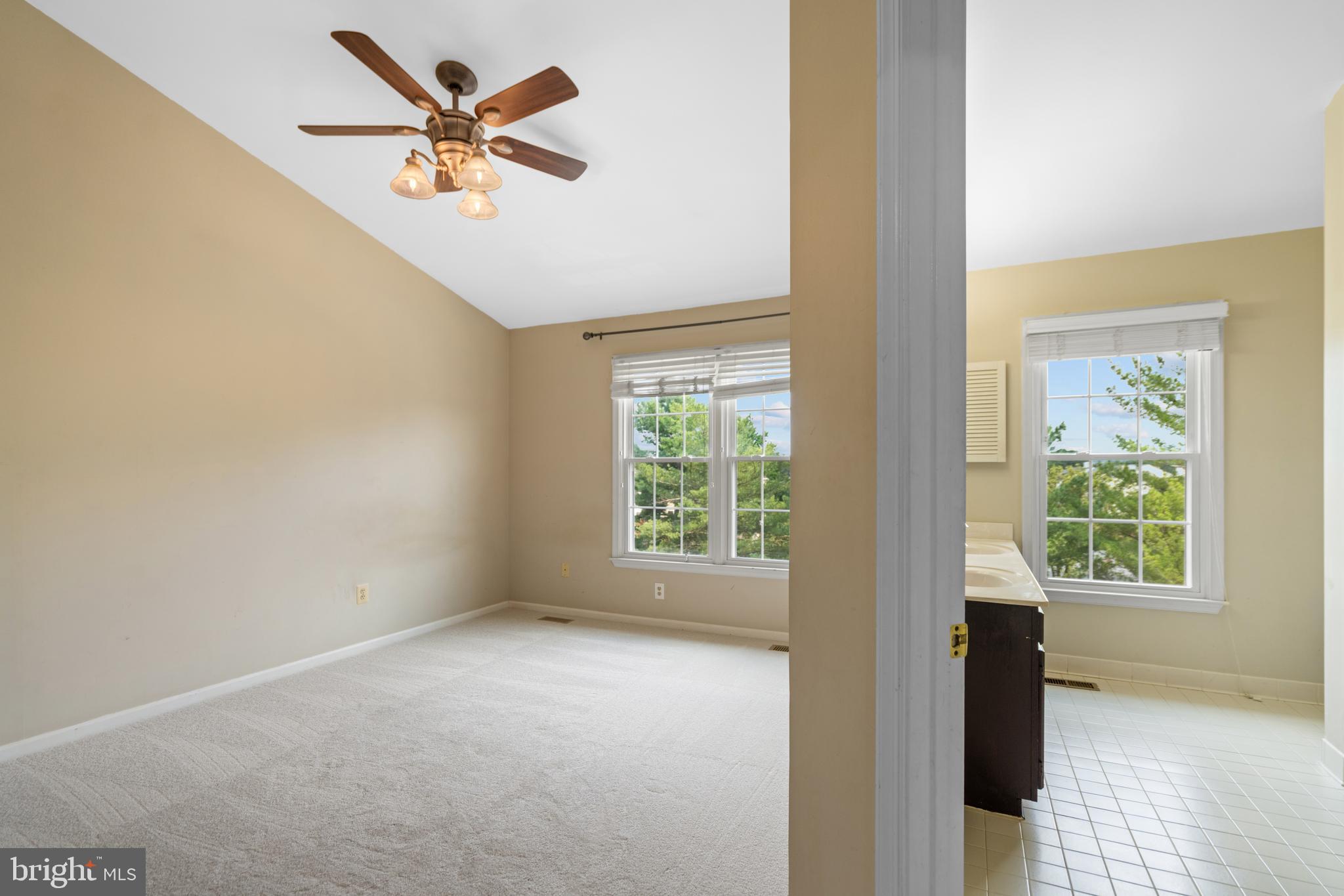 46828 Rabbitrun Terrace Sterling, VA 20164 - Photo 21 of 36 Gallery Image 21