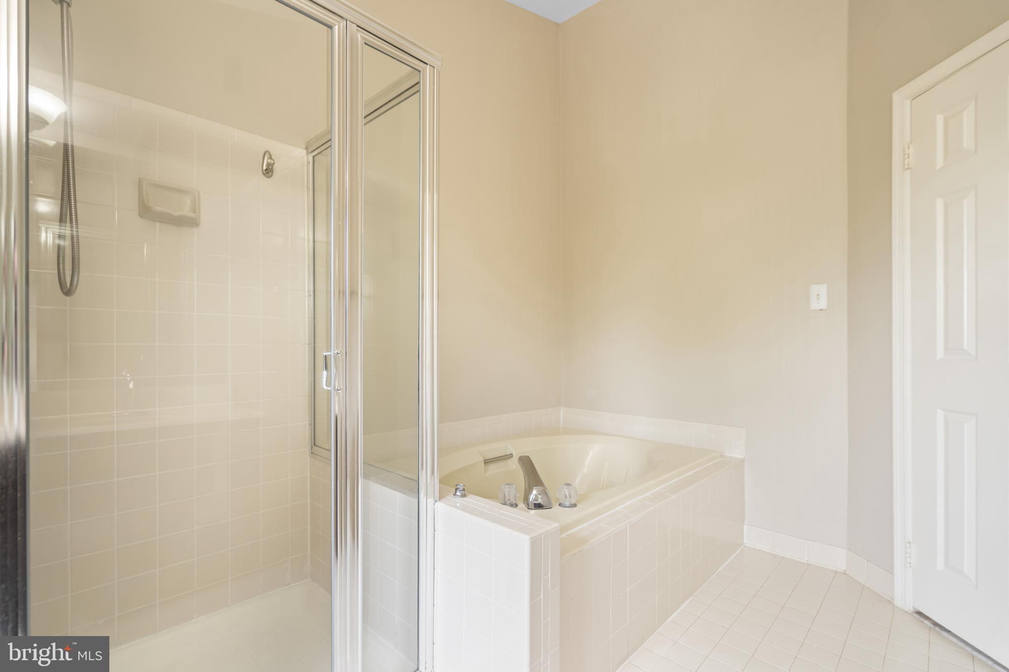 46828 Rabbitrun Terrace Sterling, VA 20164 - Photo 25 of 36 Gallery Image 25