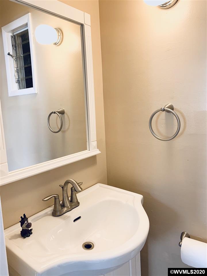1105 Southwest Broadway Street Albany, OR 97321 - Photo 20 of 27 Gallery Image 20