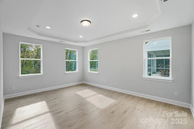 $562,500 | 3319 Whispering Crk Drive, Wesley Chapel, NC 28079