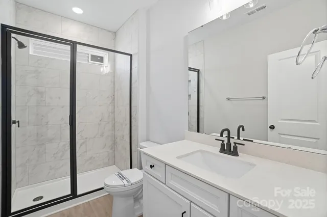 $562,500 | 3319 Whispering Crk Drive, Wesley Chapel, NC 28079