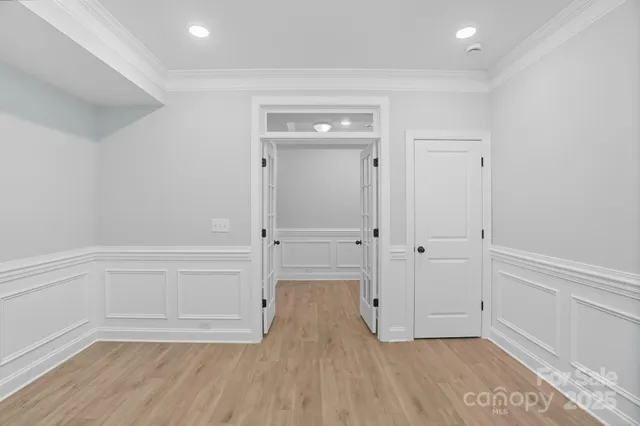 $562,500 | 3319 Whispering Crk Drive, Wesley Chapel, NC 28079