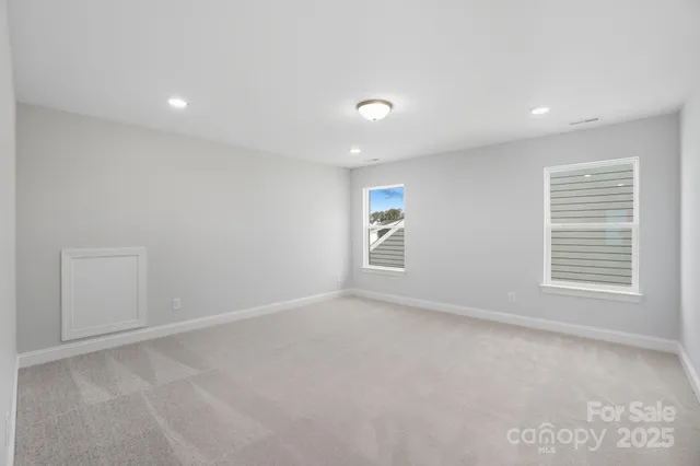 $562,500 | 3319 Whispering Crk Drive, Wesley Chapel, NC 28079