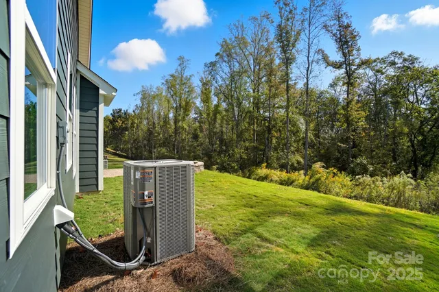 $562,500 | 3319 Whispering Crk Drive, Wesley Chapel, NC 28079