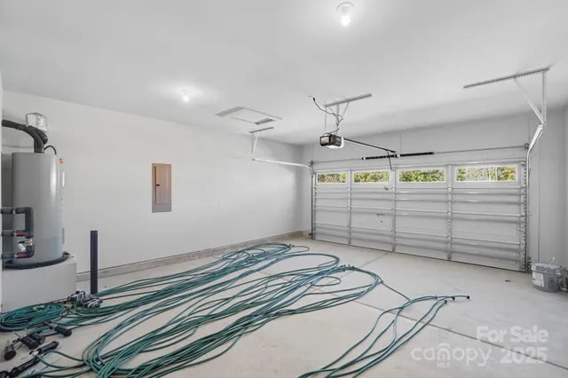 $562,500 | 3319 Whispering Crk Drive, Wesley Chapel, NC 28079