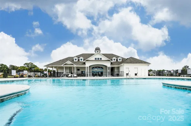 $562,500 | 3319 Whispering Crk Drive, Wesley Chapel, NC 28079