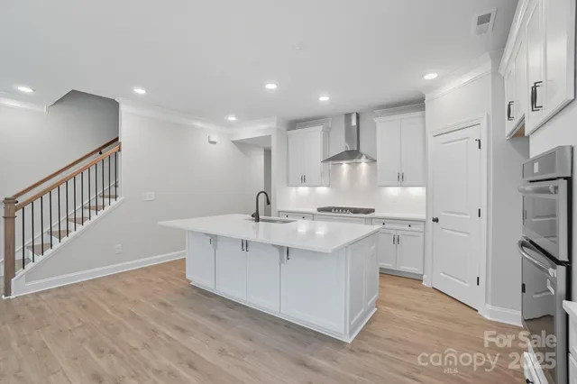 $562,500 | 3319 Whispering Crk Drive, Wesley Chapel, NC 28079