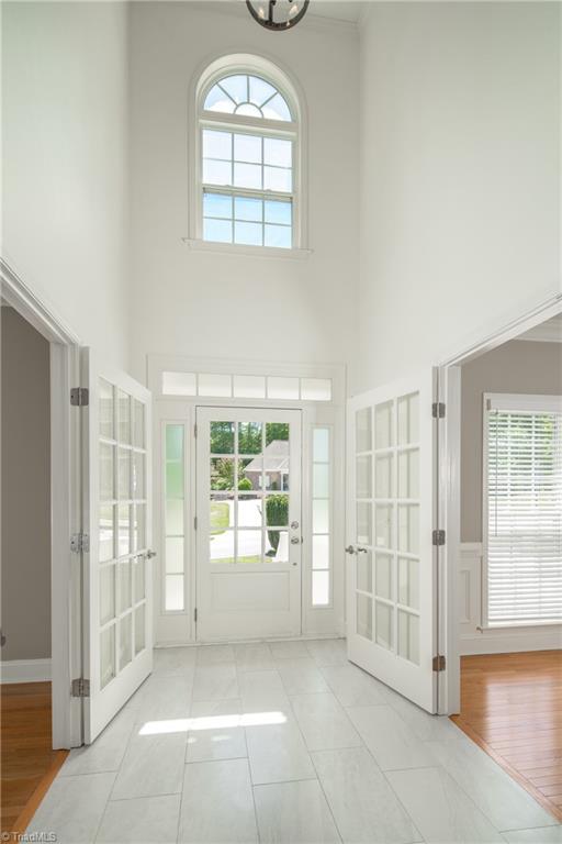 112 Scenic Ridge Place King, NC 27021 - Photo 9 of 47 Beautiful front entry