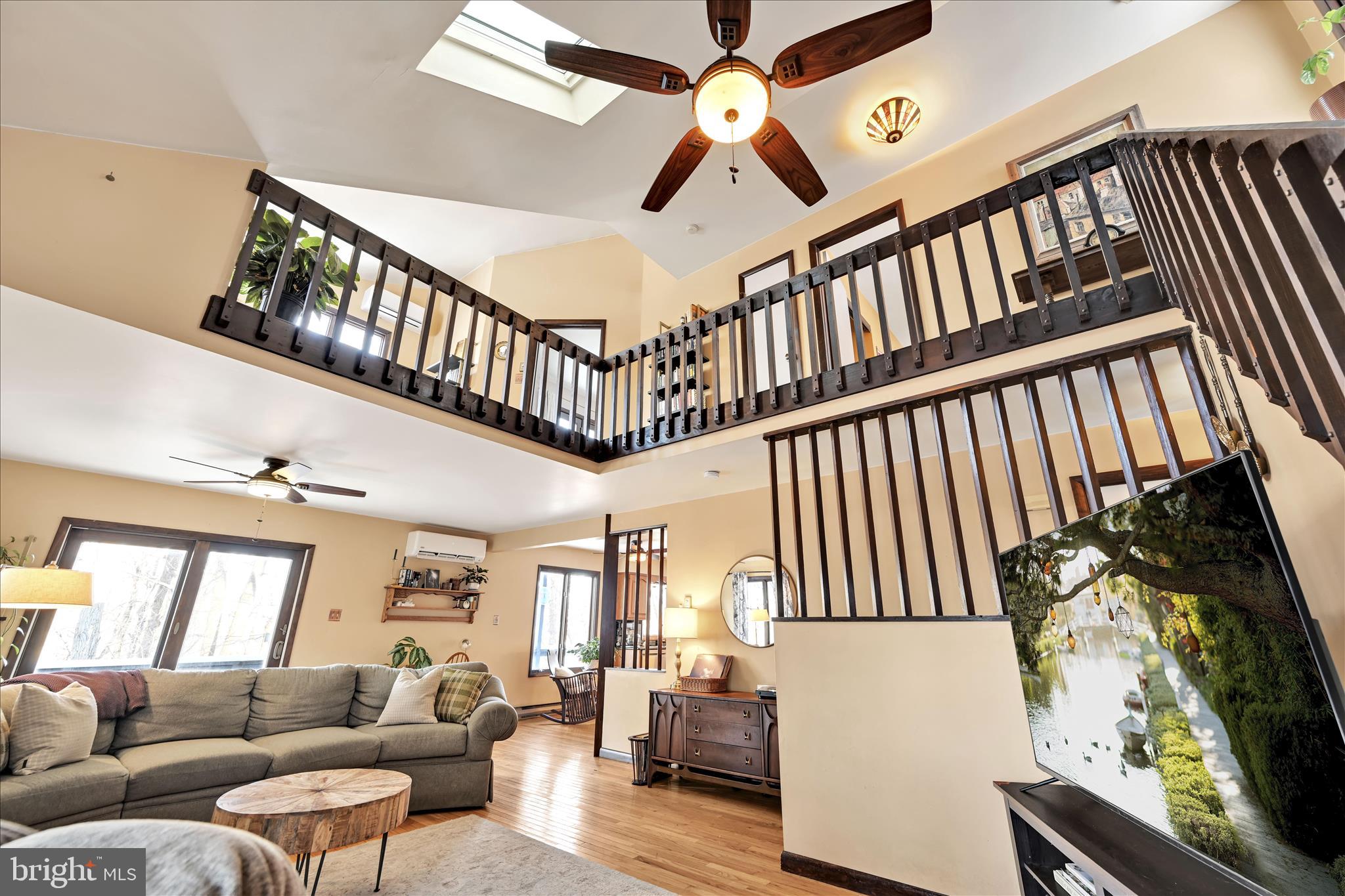 337 Berry Mountain Road Millersburg, PA 17061 - Photo 7 of 40 Living Room