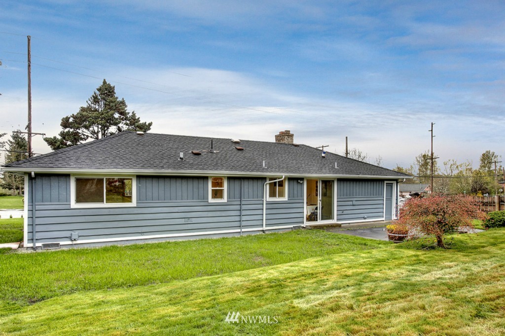 3704 Talbot Road South Renton, WA 98055 - Photo 15 of 16