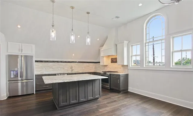 $3,200 | 4133-35 Iberville Street, Unit 4133A, New Orleans, LA 70119