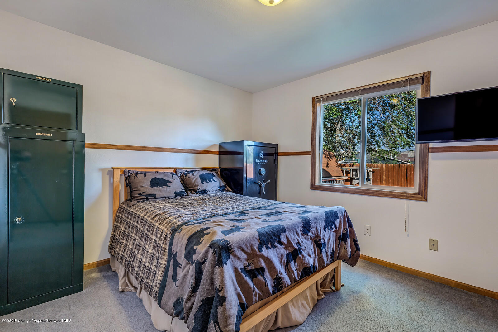 954 West 5th Street Rifle, CO 81650 - Photo 11 of 17 13_954_W_5th_Street013_mls