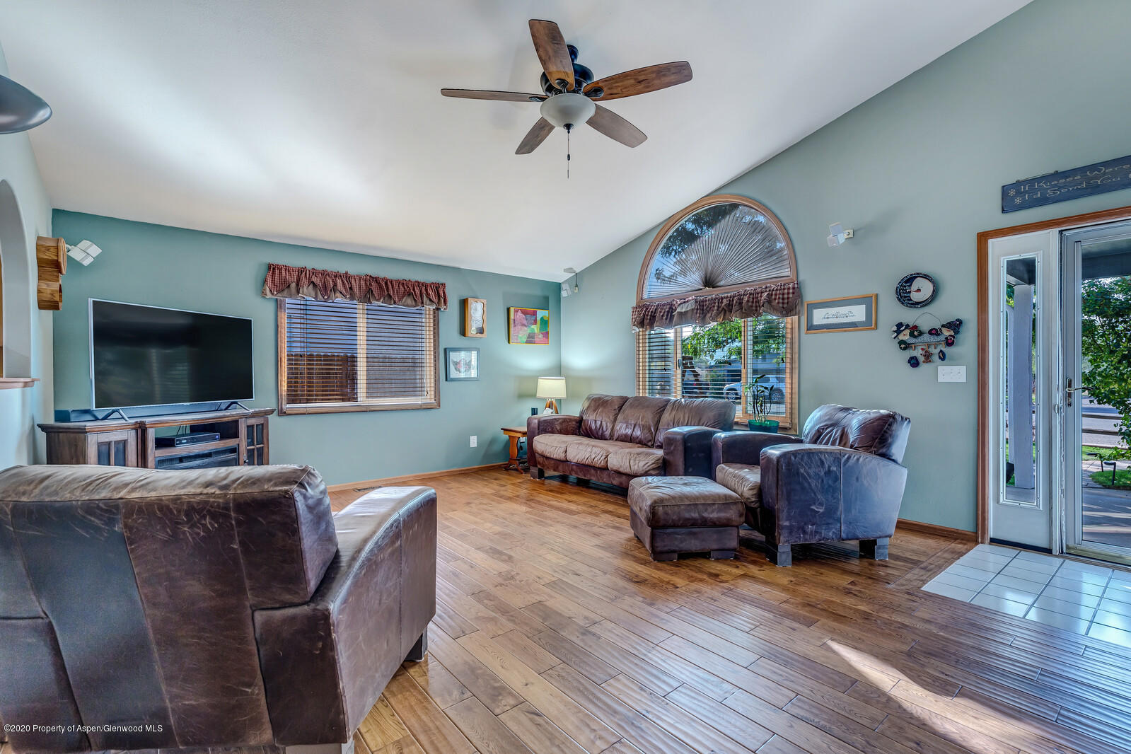 954 West 5th Street Rifle, CO 81650 - Photo 4 of 17 05_954_W_5th_Street005_mls