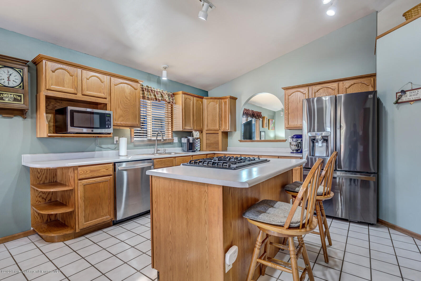 954 West 5th Street Rifle, CO 81650 - Photo 6 of 17 06_954_W_5th_Street006_mls