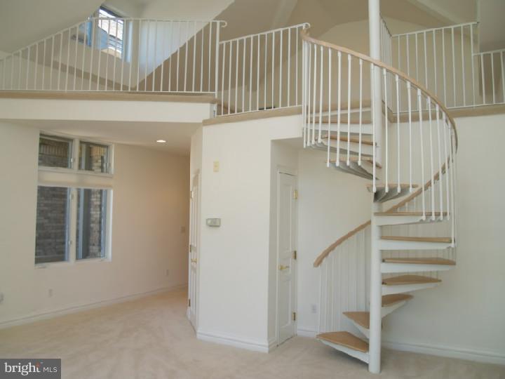 4 Dey Farm Road Princeton Junction, NJ 08550 - Photo 16 of 25 Gallery Image 16