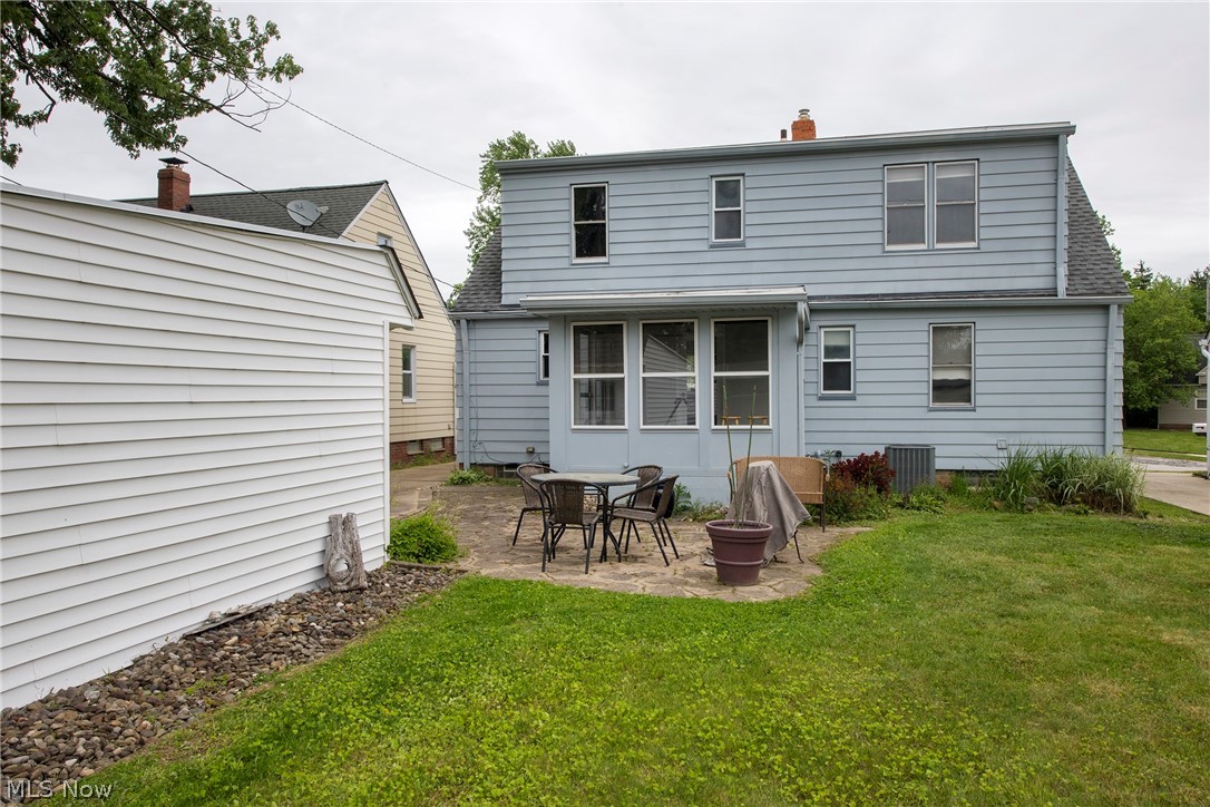 5042 North Barton Road Lyndhurst, OH 44124 - Photo 48 of 50