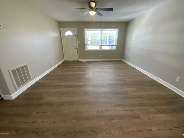 $1,450 | 17 Cornell Court, Jacksonville, NC 28546