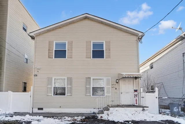 $2,500 | 651 South 17th Street, Newark, NJ 07103