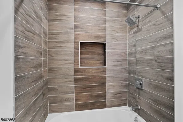 $2,500 | 651 South 17th Street, Newark, NJ 07103