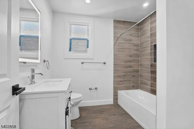 $2,500 | 651 South 17th Street, Newark, NJ 07103