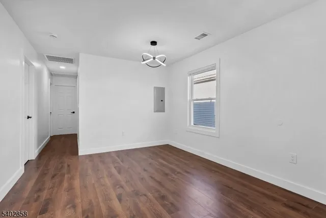 $2,500 | 651 South 17th Street, Newark, NJ 07103