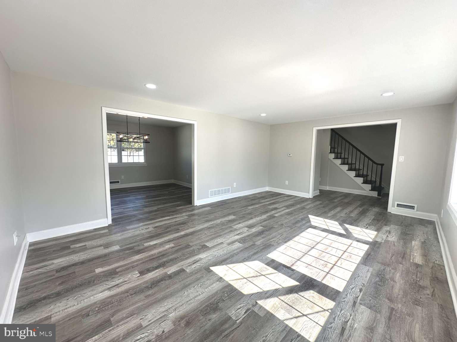 28 Millbridge Road Clementon, NJ 08021 - Photo 6 of 25