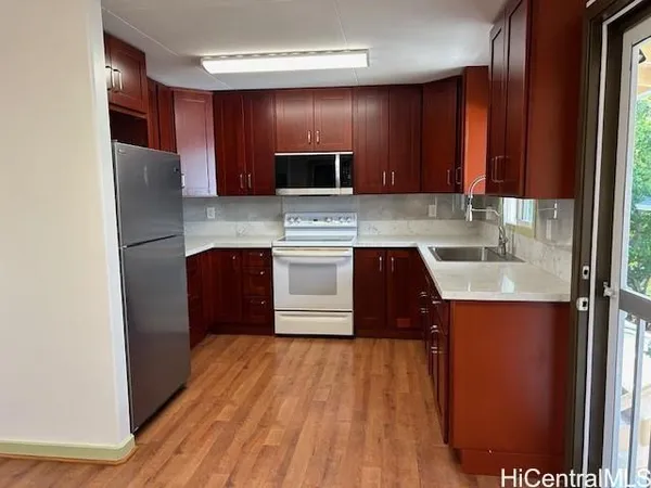 $2,900 | 1356 Palolo Avenue, Honolulu, HI 96816