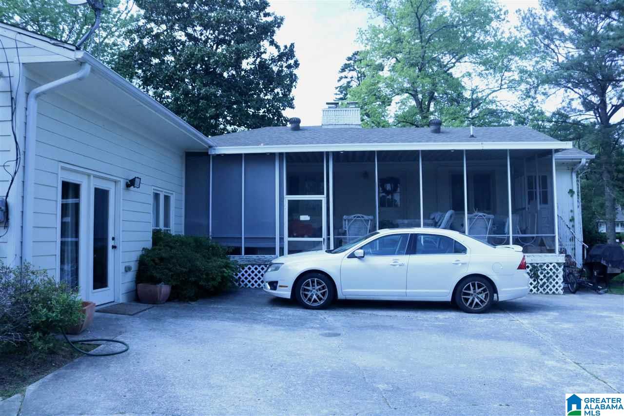 2017 Hickory Road Birmingham, AL 35216 - Photo 4 of 4