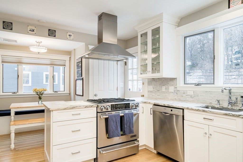 175 Clark Road Brookline, MA 02445 - Photo 15 of 33